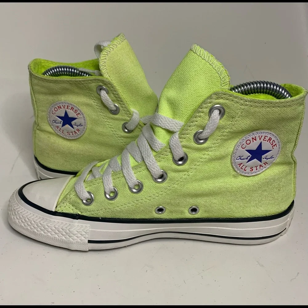 CONVERSE Chuck Taylor All Star Seasonal Neon Yellow High Top sneakers Sz 5 - Picture 1 of 12